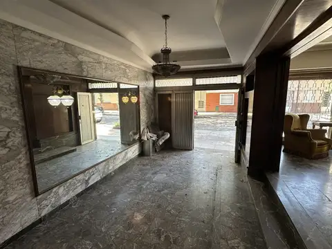 Depto Tipo Casa 7 ambientes con 2 baños