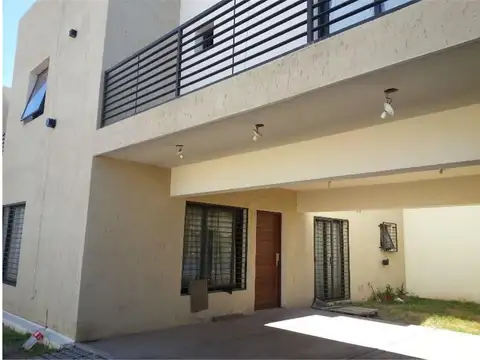 EXCELENTE DUPLEX EN COMPLEJO CERRADO - A 500 MTS DINO RUTA 2