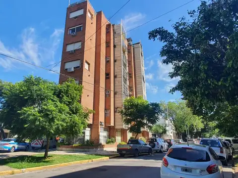 3 Ambientes Frente 2 Balcones