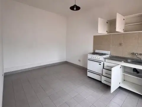 Cervantes 2147 , Piso 1