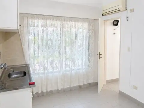 Departamento en Alquiler en Rafael Calzada, $ 500.000