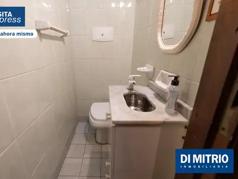 Casa 6 ambientes con 4 baños