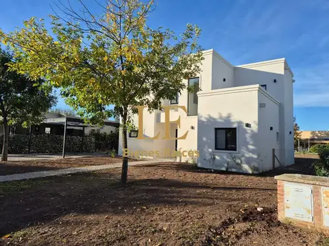 Casa en Venta en San Matias, USD 370.000