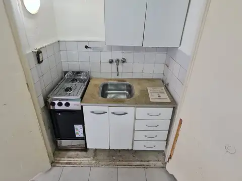Bartolomé Mitre 2000, Piso 2