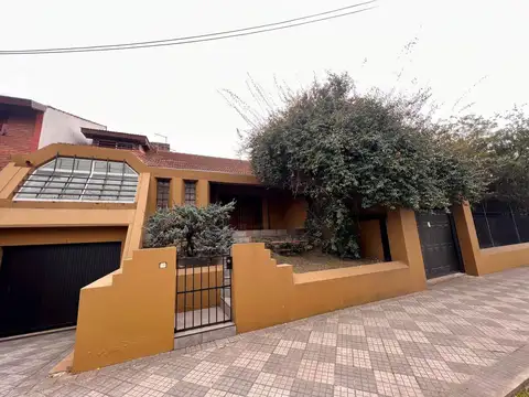 Casa en venta - Monte Grande