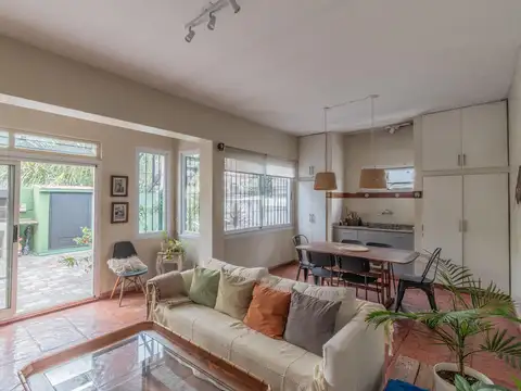 Depto Tipo Casa en Venta en Flores, USD 380.000