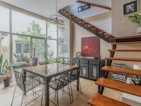 VENTA PH DE 4 AMBIENTES DUPLEX EN FLORES CON PILETA, TERRAZA Y PARRILLA