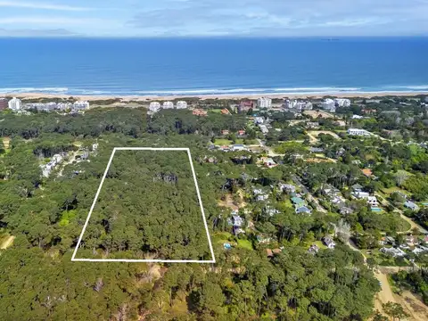Terreno en Venta en Playa Brava, USD 7.500.000