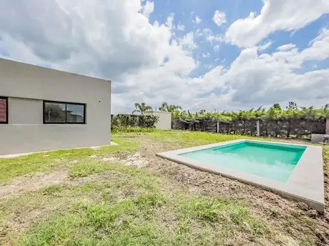 Casa en Venta con 1 cochera