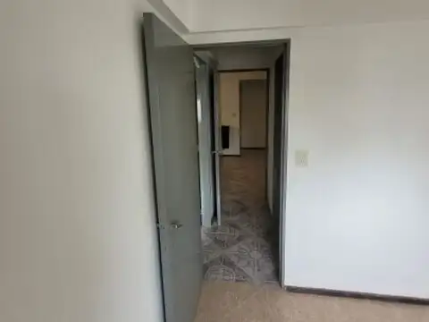 Departamento 5 ambientes con 1 baño