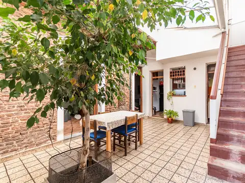 Ph en venta de 2 dormitorios con terraza propia, sin expensas, independiente