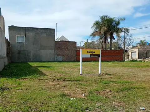 Pellegrini y Pje. Merlo 100