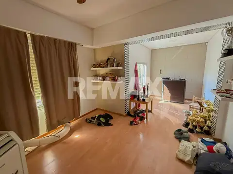 VENTA CASA 3 DORM C/PILETA APTA CREDITO NQN