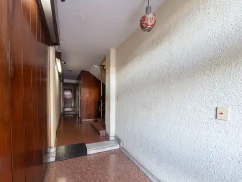 VENTA, DEPARTAMENTO 3 AMB, CON BALCÓN, VICENTE LOP