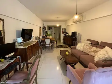 BEAUCHEF 900, Piso 1