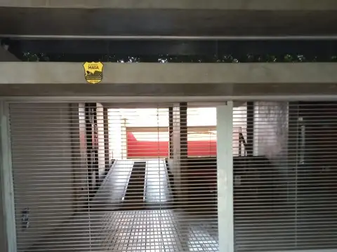 Cochera en Venta Cubierta