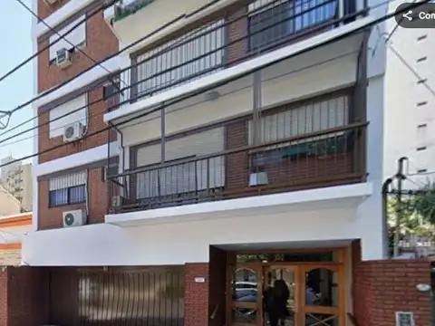 *DEPTO. 2 AMBIENTES CON LAVADERO Y COCINA INDEPENDIENTE *A 4 CDRAS DE LA ESTACIÓN