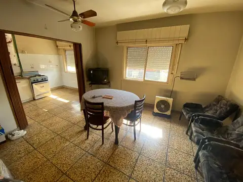 Depto Tipo Casa 3 ambientes con 1 baño