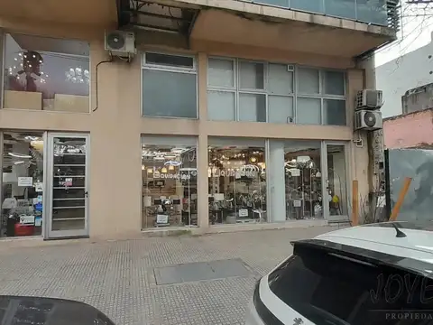 Local en Alquiler en Villa del Parque, $ 5.500.000