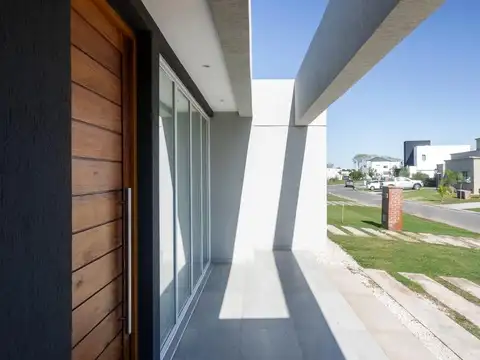 Casa en Venta en Santa Ines, USD 240.000