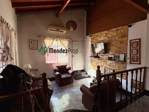 Casa 4 ambientes con 1 baño