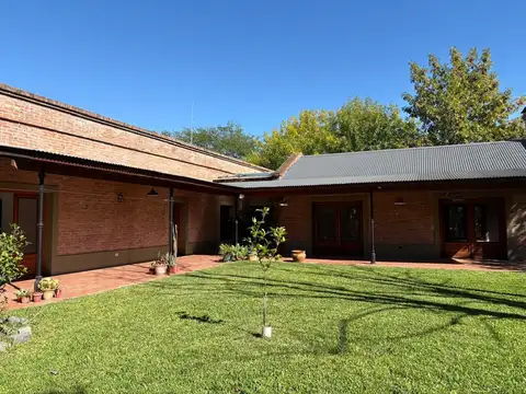 Casa  en Venta en Santa Barbara, Tigre, G.B.A. Zona Norte