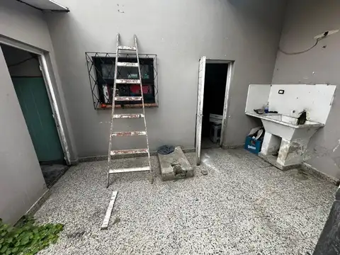 Casa 3 amb a reciclar