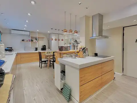 Avenida Rivadavia 5900