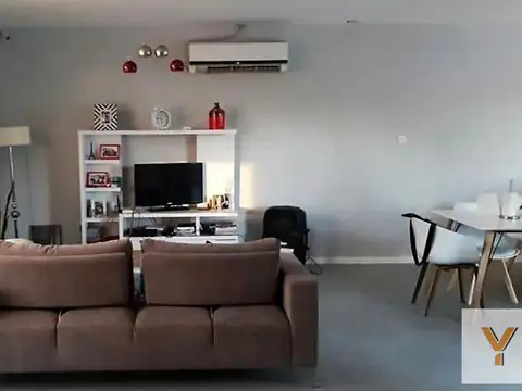 Casa en venta - 3 dormitorios 3 baños 2 cocheras - 220mts2 - Los Talas