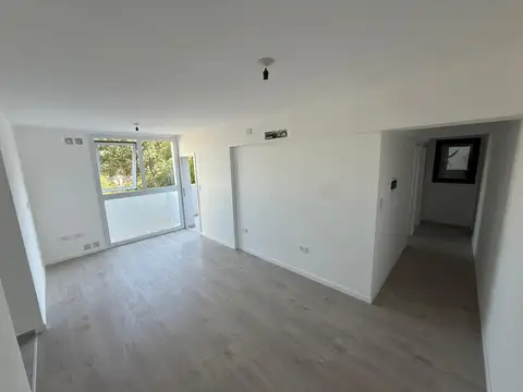 Castellanos  al 2300