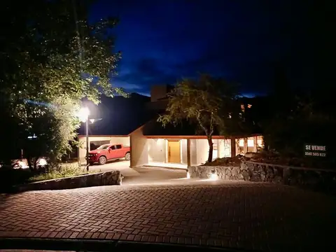 VENTA CASA POTRERILLO LARRETA 4 DORM PREMIUM 