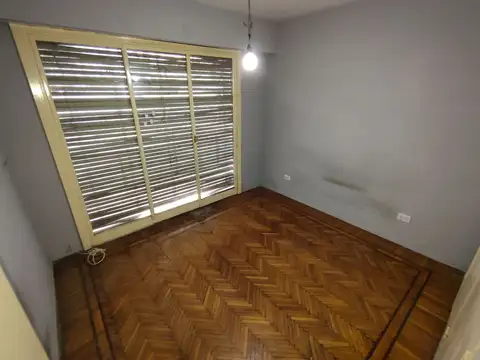 VENTA DEPTO DE 3 AMB EN FLORESTA APTO CREDITO