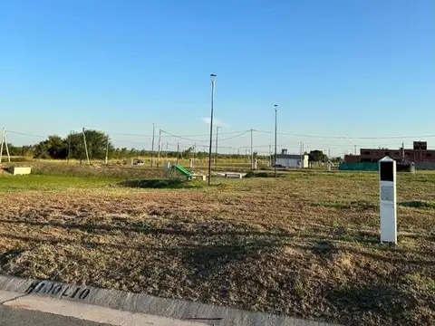 Docta Central Manzana 100 Lote 10
