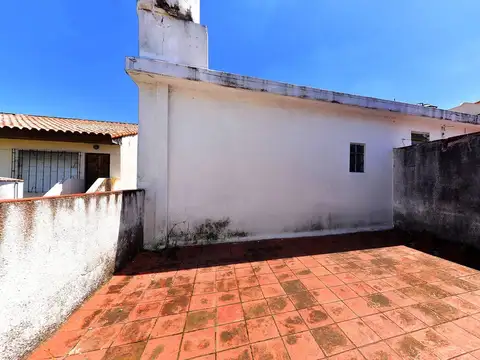 Depto Tipo Casa en Venta en Moron, USD 50.000