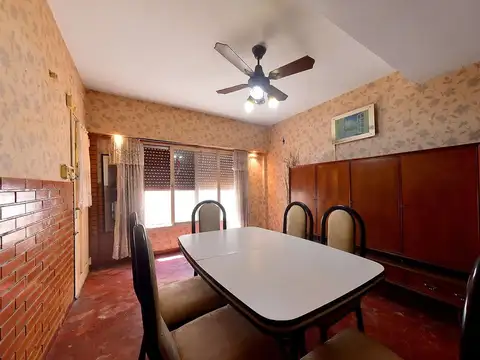 VENTA PH 3 AMB C/PATIO Y TERRAZA MORON - CREDITO