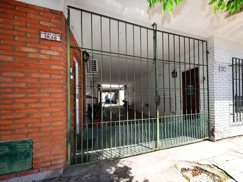 Depto Tipo Casa en Venta 46 años
