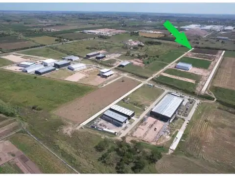 Av Uriburu 6800 , Piso 0