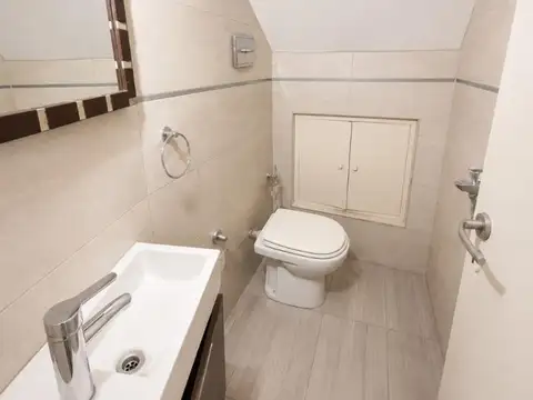 Depto Tipo Casa en Venta en Lanus Oeste, USD 160.000