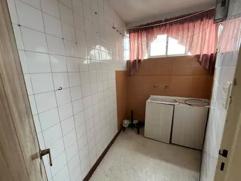 Exc. depto 4 amb. Edif Estrella VENTA