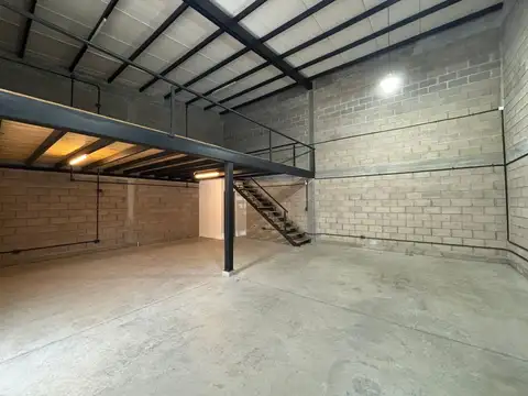 DEPOSITO EN VENTA EN POZO 145 MT2