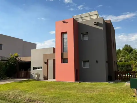 Venta casa 4 ambientes parque pileta La Cañada Pilar