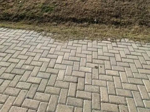 Terreno en Venta 25  mts Fondo