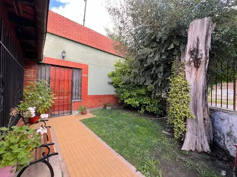 casa venta quilmes oeste jardin parrilla terraza.