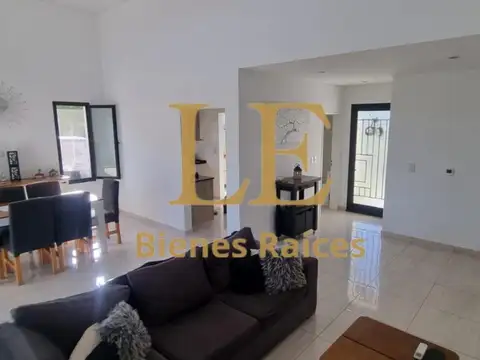 Casa en Venta al Noroeste