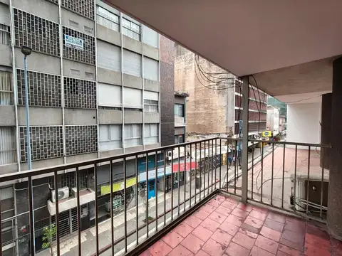 Oficina en Venta 63 años