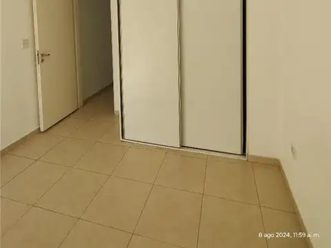 Departamento en Alquiler en Villa Centenario, $ 370.000