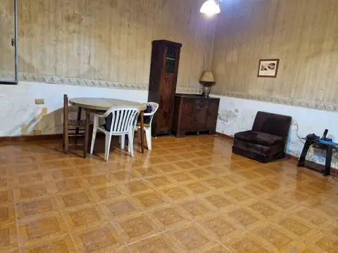Gavilán 800, Piso 0