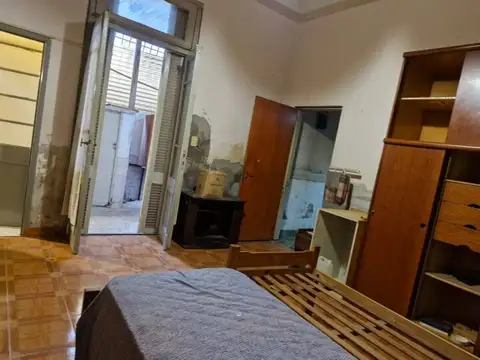 Depto Tipo Casa en Venta 50 años