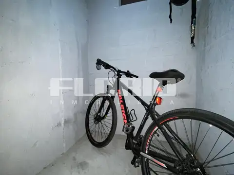 Cochera en Venta de 5  mts largo x 2  mts ancho