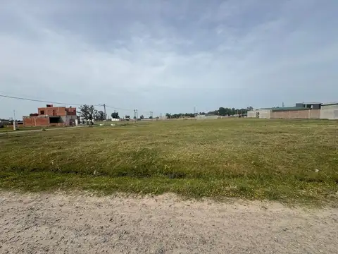 Pasteur Lote 5 -barrio Las Cañitas